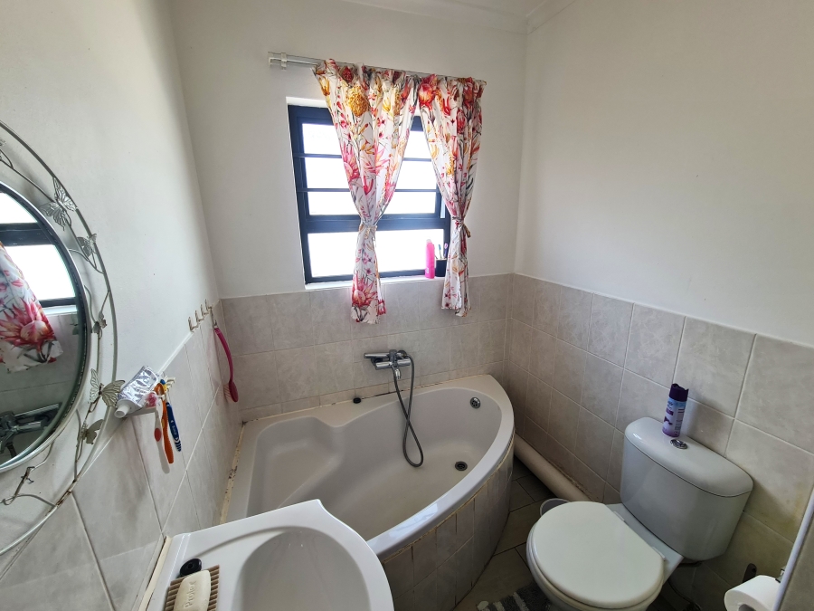 3 Bedroom Property for Sale in Fountains Estate Eastern Cape